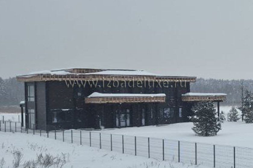 На сайте обновлены фотографии дома из клееного бруса «Усадьба Волжская слобода».