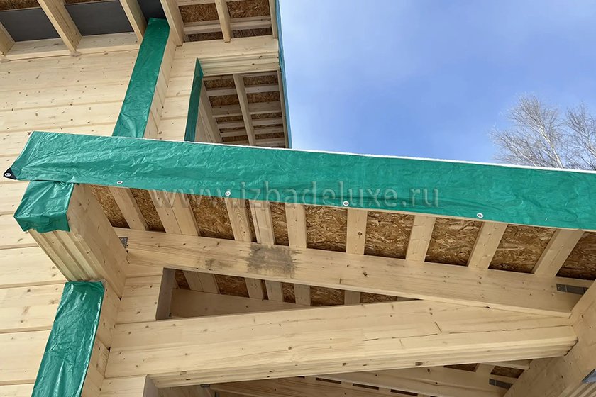 Выполнили работы по монтажу кровельного пирога и водосточной системы на объекте из клееного бруса «Баня и гараж в Конаково».